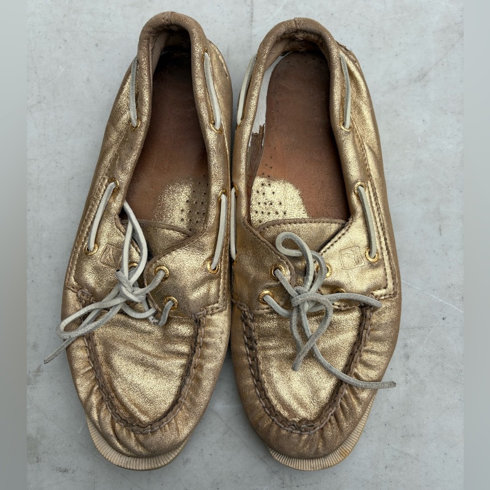 GUC gold Sperry Top Siders